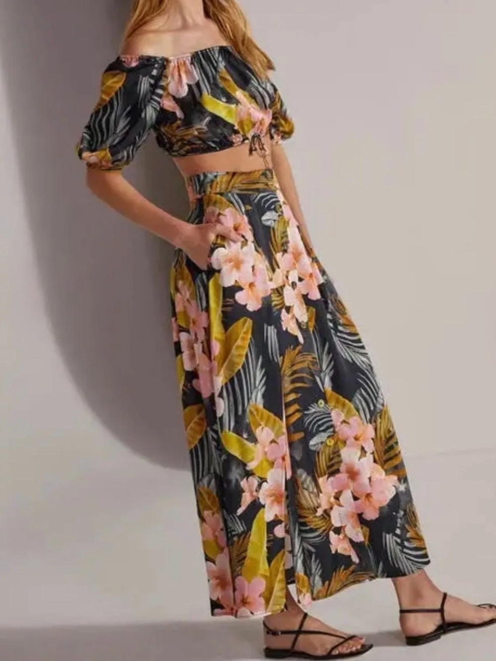 FAVORITE DAUGHTER SKIRT SET 
SMALL/2
Like new condition
MSRP for set $448
